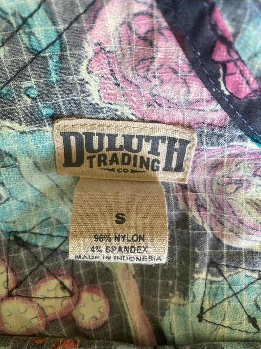 Duluth Trading Co. Limited Edition Heirloom Vegetable Print Gardening Overalls - Picture 4 of 4